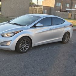 Hyundai Elantra 2015
