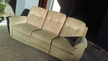 Brand new Dual Reclining Sofa Free Delivery!