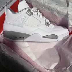 Air Jordan 4 Retro 
