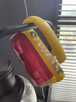 Dewalt 12oz Can Hook