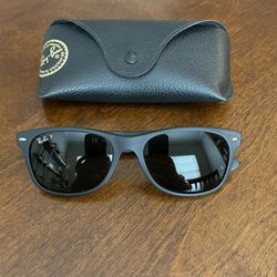 Sunglass