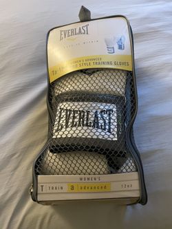 Everlast Women’s Training Boxing Gloves