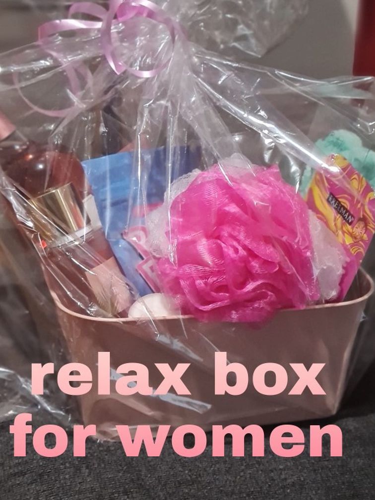 Gift Baskets For Him/her Wine Bodywash Bodyspray Face Mask Bath Bomb