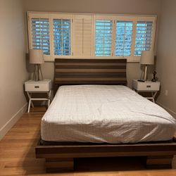 Queen Size Wood Bed frame 