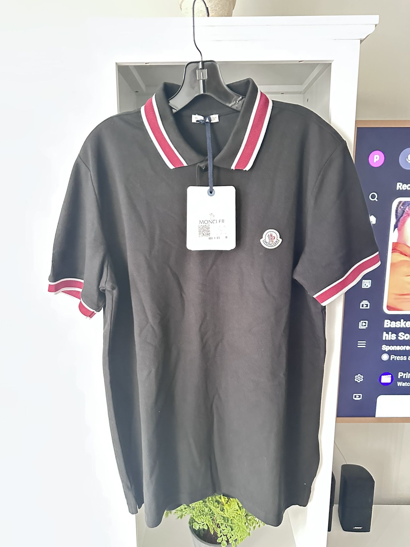 NWTMens Moncler Polo Shirt black and Red Stripe Trim Short Sleeve Sz M