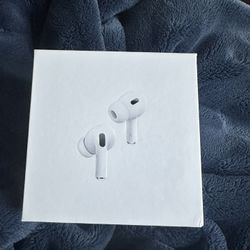 Airpods brand new 