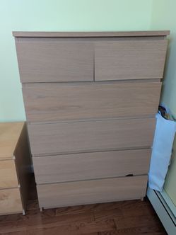 Ikea storage with 6 drawers 32 in W x 19 in D x 48in H good condition