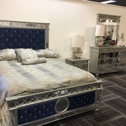 Beautiful Queen Bedroom Set