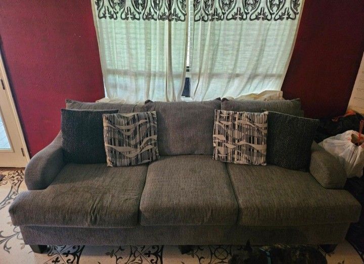 Couch & Love Seat