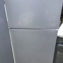 Apartment Size Refrigerator For Sale 