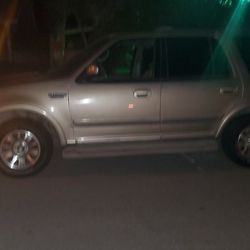 2003 Ford Expedition