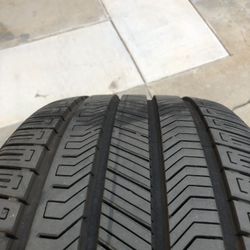 Continental Tires 275/40R21
