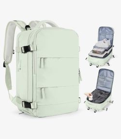 Backpack can put on luggage