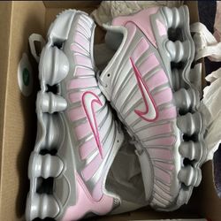 Nike Women’s Shox TL (size 9) pink and silver