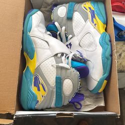 Retro 8 Size 9W