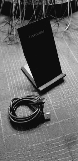 Phone & Tablet QI Wireless Charger