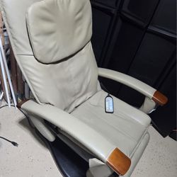 Human Touch Full Body Massage Chair 