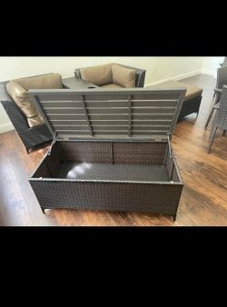 outdoor patio set