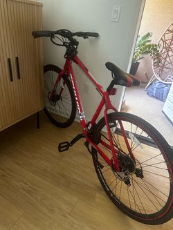 700c Schwinn Kempo Hybrid Bike