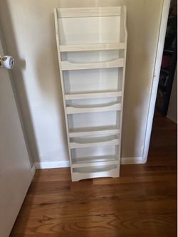 Long bookshelf