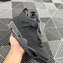 Jordan 4 Black Cats 
