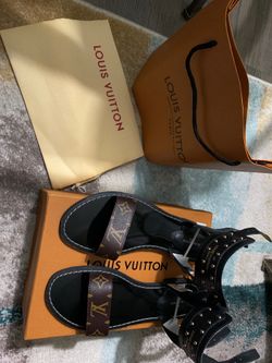 Nomad sandals