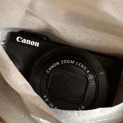 CANON G7X MARK III