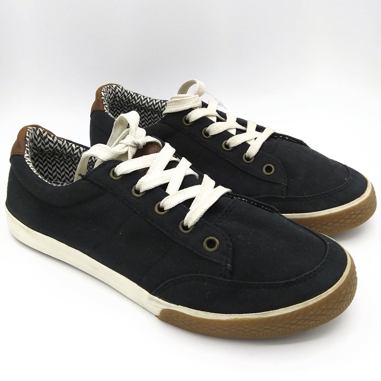 Hanna Andersson 'Sven' boys sneakers Size 4M