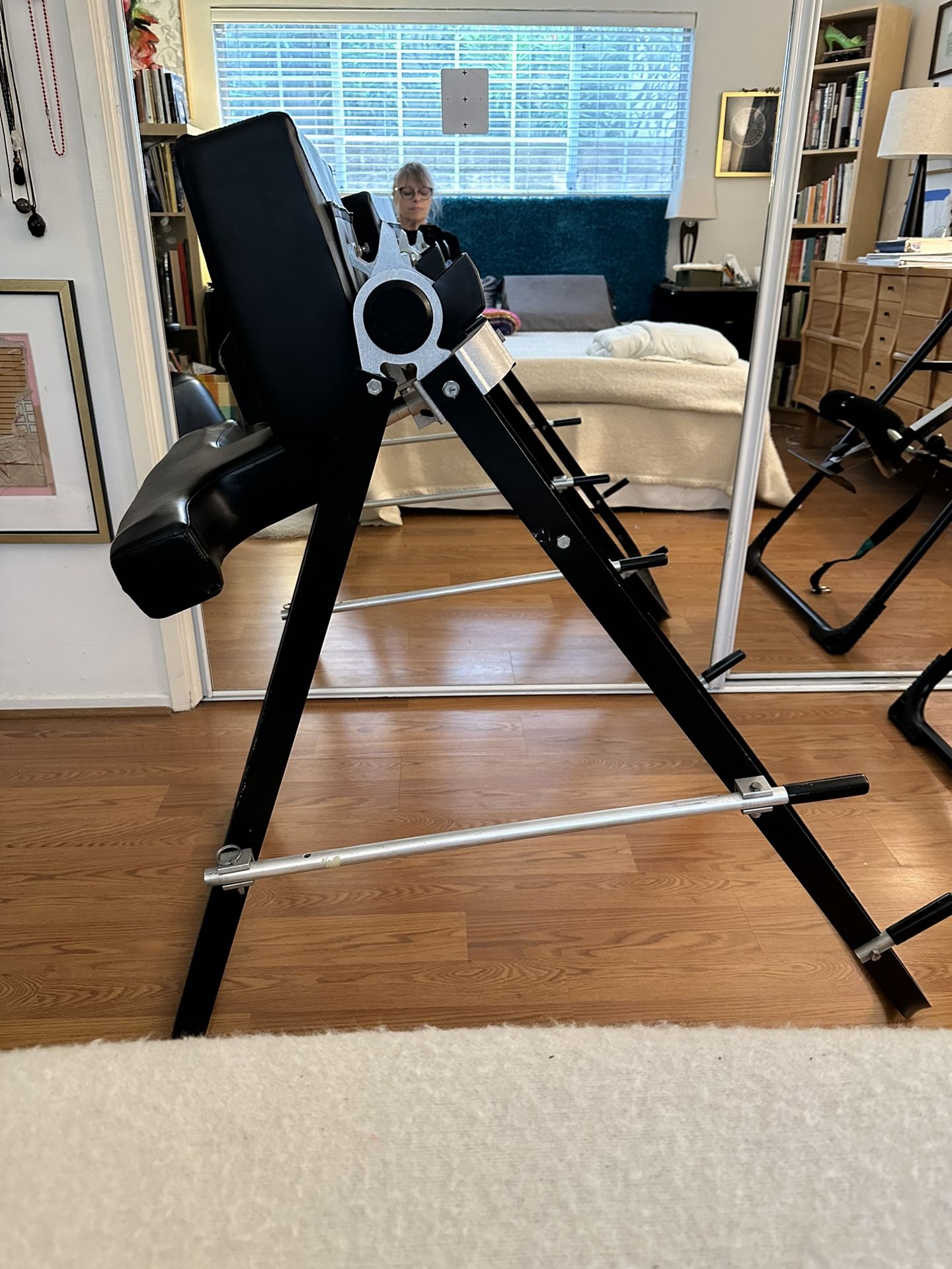 Invertabod