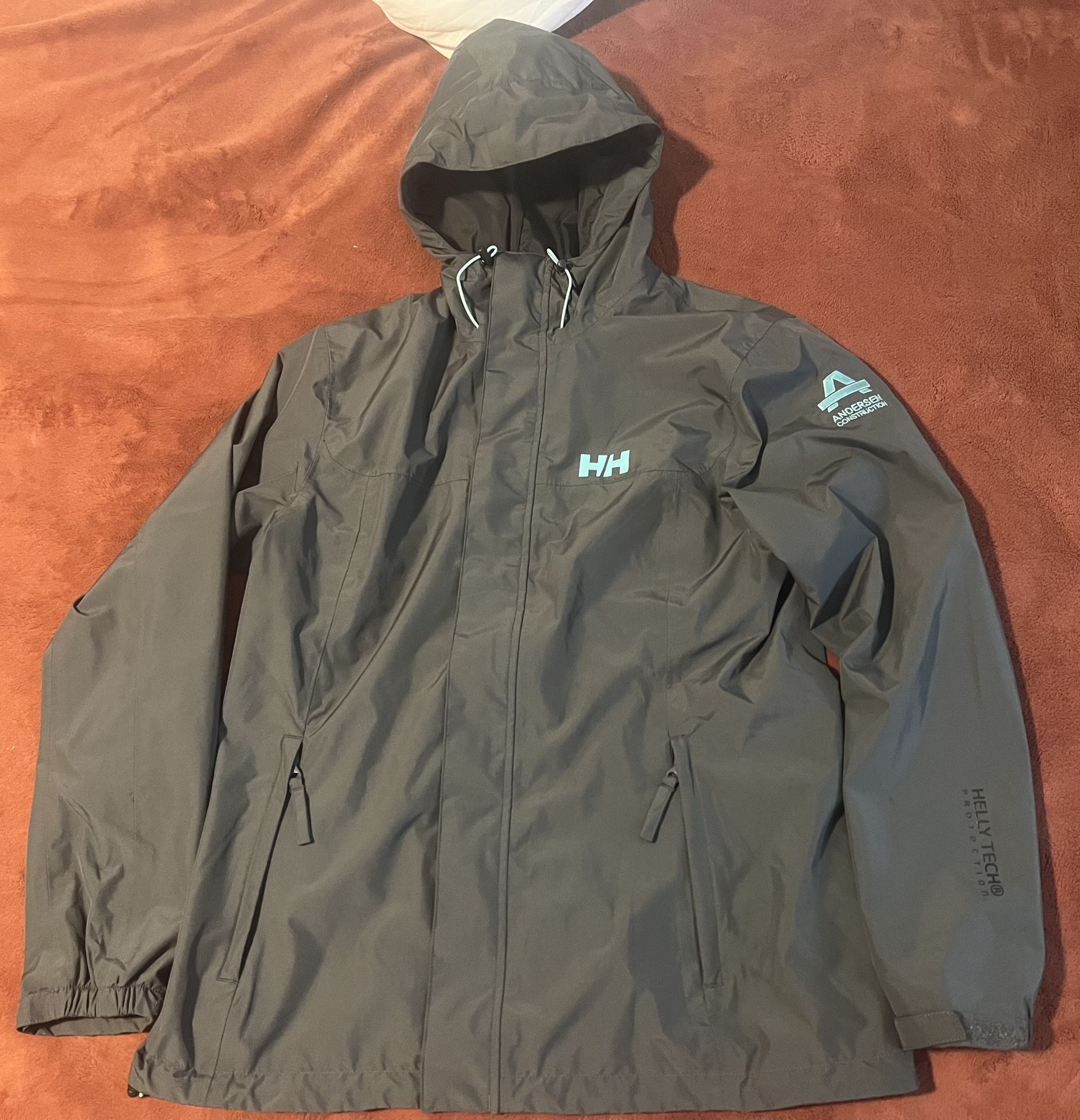 New Goretex-waterproof Helly Hansen Jacket, Size Mens- M-Medium