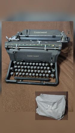 1950's Underwood Typewriter