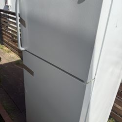 Free Fridge 