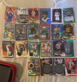 Sports card collection(soccer,basketball,football)12 numbered cards, 1 autographed card,+more