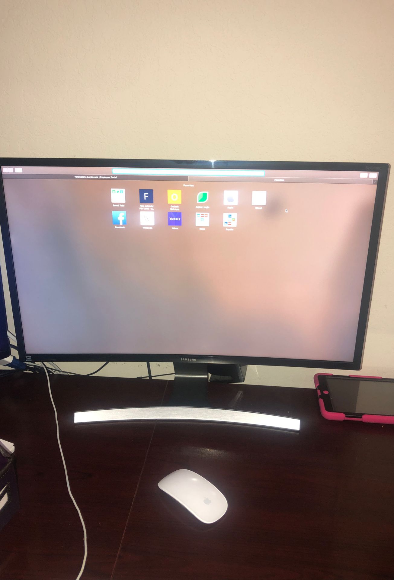 27” Samsung Monitor Curved