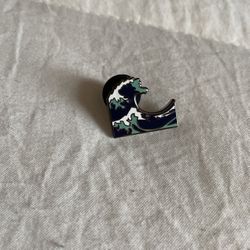 A Wave Pin