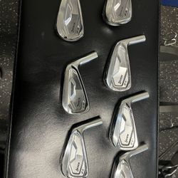 Srixon ZX7 Irons 