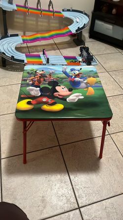 Kids table and chair