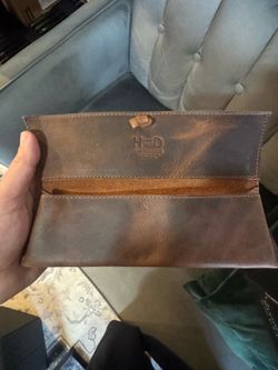Hide and drink tool roll