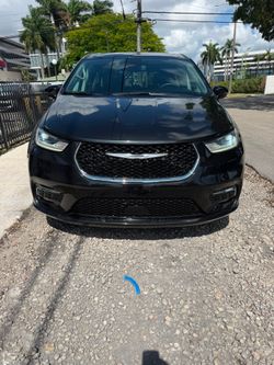 2024 Chrysler Pacifica L