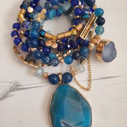 Set of 8 Handmade Beaded Bracelets Blue Agate GOLD Semi Precious Stones Bracelets