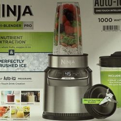 Smoothie machine