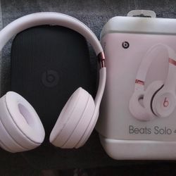 Beats Solo 4 Wireless Bluetooth Headphones 