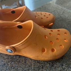 Bright Orange Crocs XS 4 5 for Sale in Menifee CA OfferUp