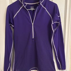 Nike Pro Dri-Fit Women’s Purple Workout Long Sleeve Pullover Size Medium