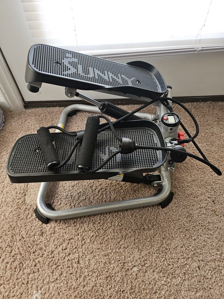 Twist Stepper With Resistance Bands