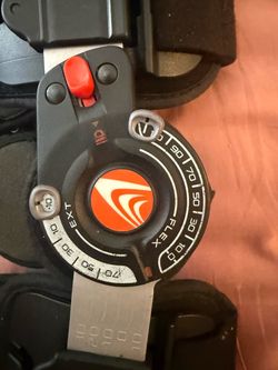 DonJoy Knee Brace with ROM Hinge