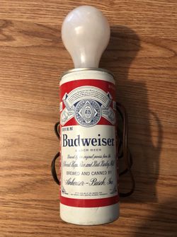 Vintage Budweiser lamp.