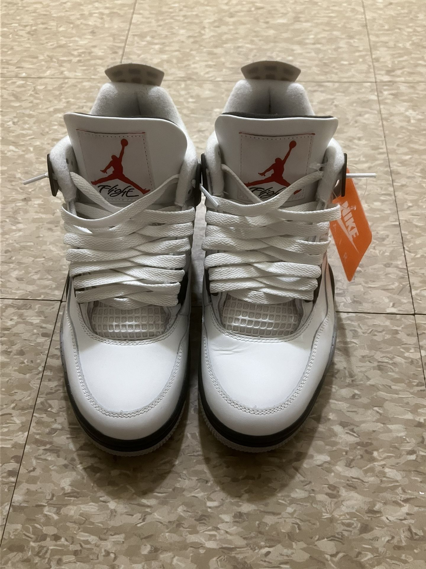White Cements Jordan 4s Sz 8