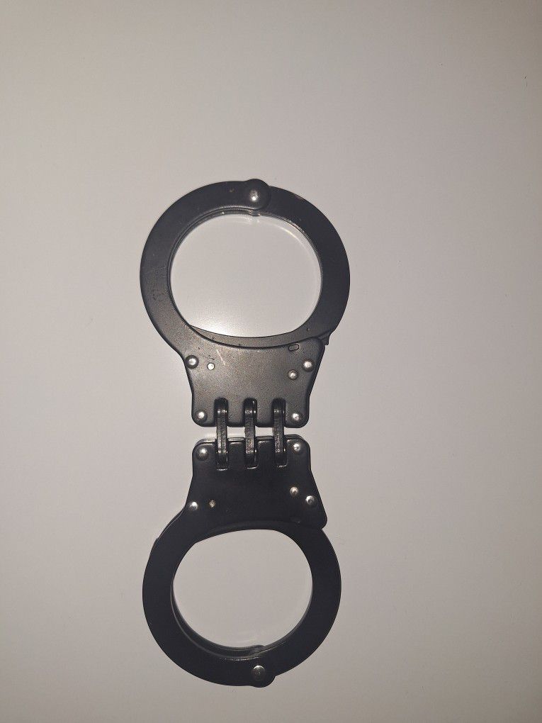 Double Hinged Handcuffs 