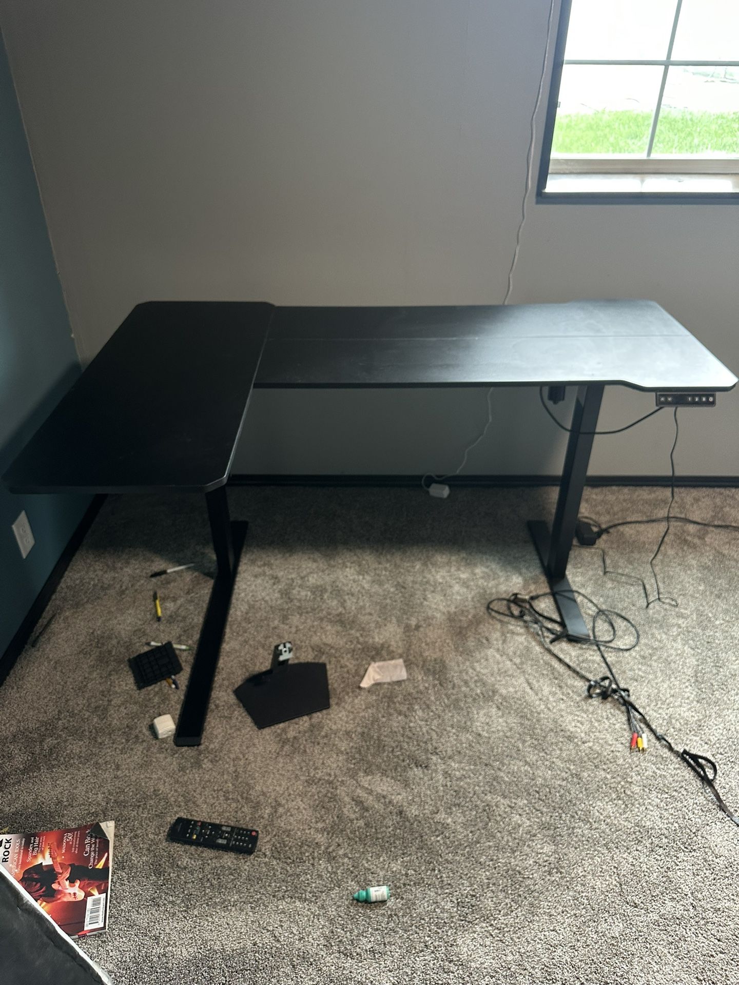 Standing Desk Electronic/Remote controlled